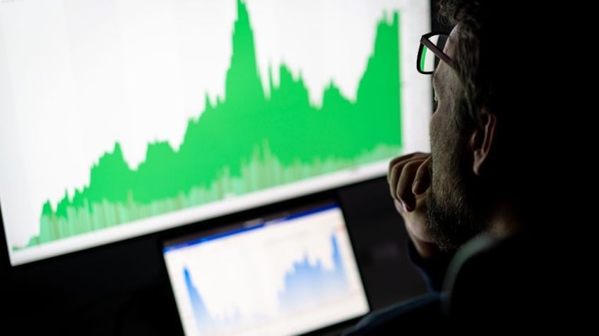 AOD_FY26_Automation Microsite.Impact Brief.Broadcom Advances Automation Analytics and Intelligence with AAI 24-4.Featured